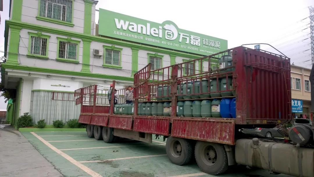 节后复工大单 | 今天，又有30吨黄瓜视频破解版无阻力真石漆即将为你的新家添砖加瓦